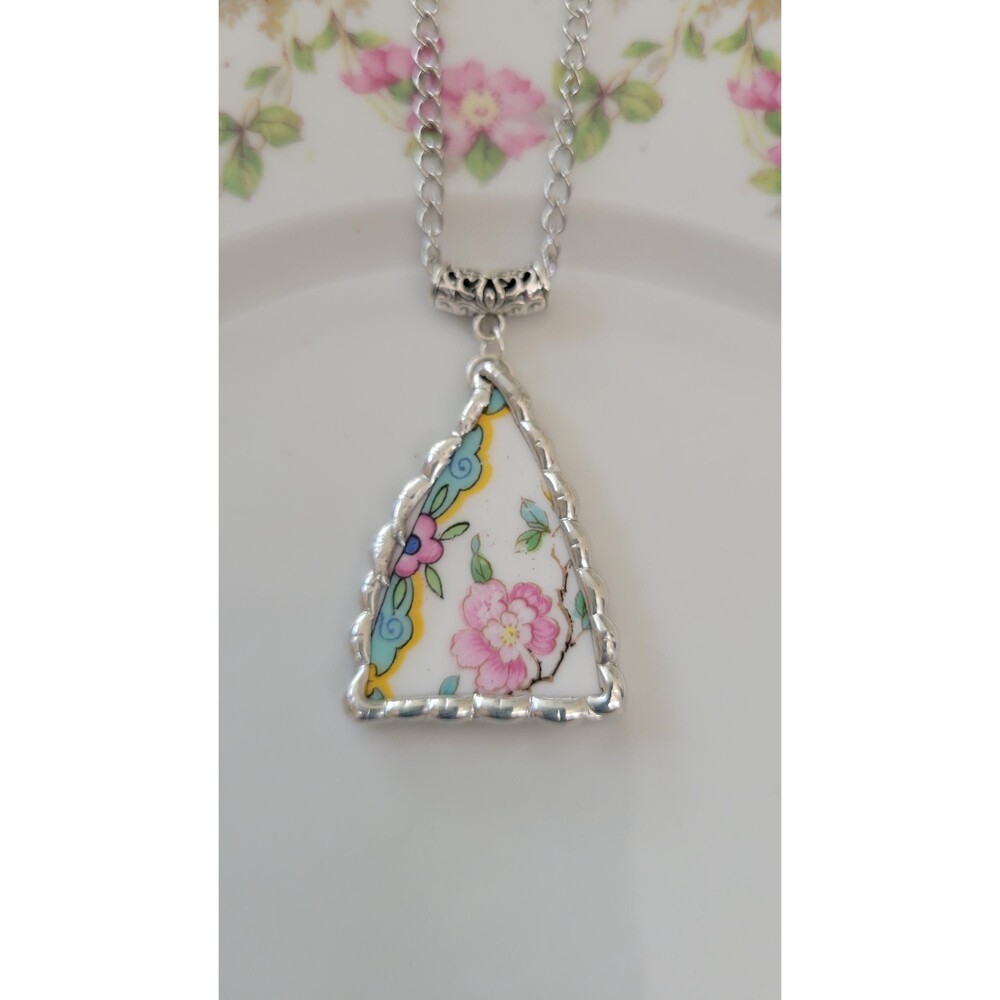 Broken China Pink Flower Soldered Pendant Necklace